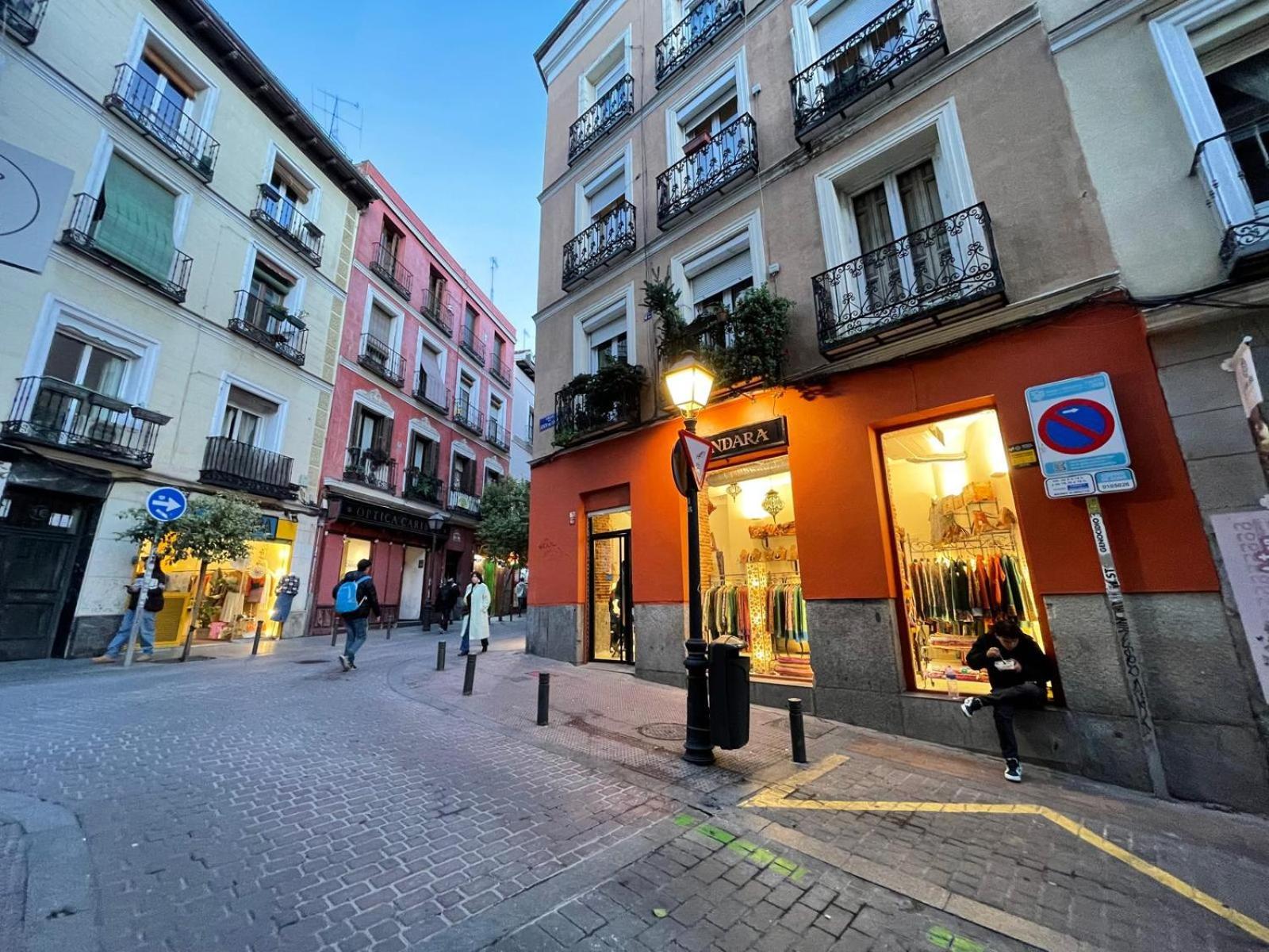 Apartamento Familiar Madrid Centro Apartment Exterior photo